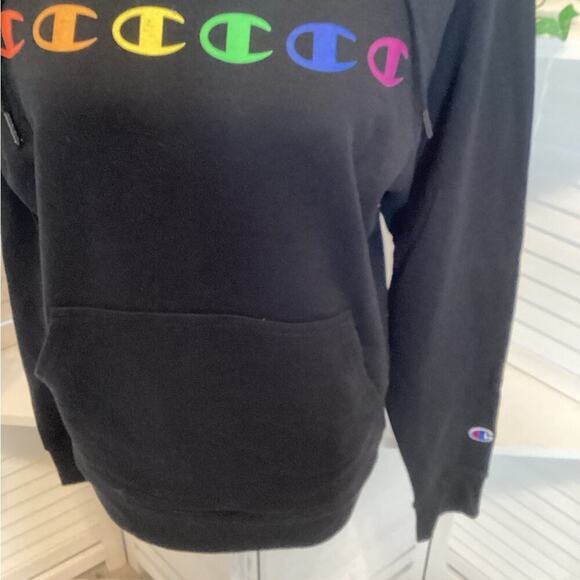 CHAMPION BLACK NEW SWEATSHIRT WITH MULTI COLOR LOGO SIZE SMALL 1202 - Picture 6 of 6